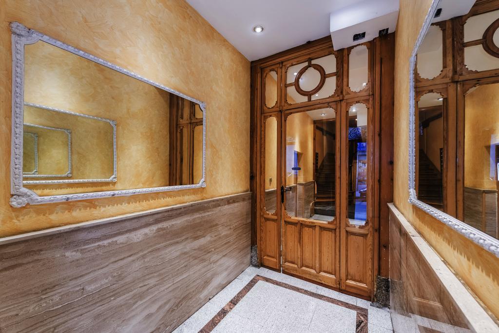 Latina Sol Apartment มาดริด ภายนอก รูปภาพ